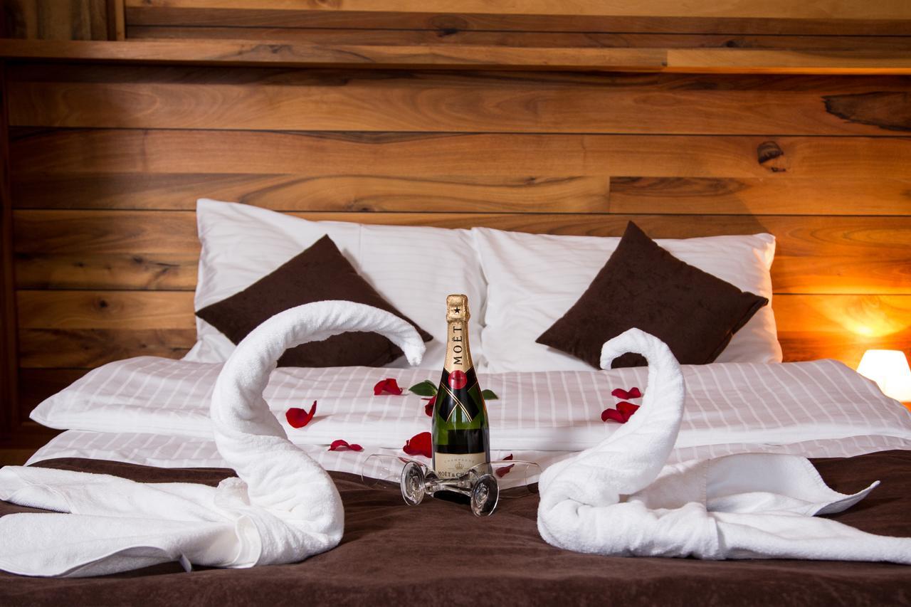 Hotel Babino Brdo Derventa Ngoại thất bức ảnh